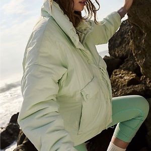 Free People Movement Phoebe Packable Puffer
Jacket Mist NWT